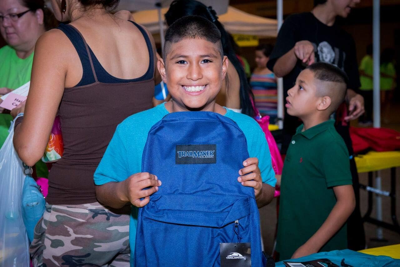 Trail maker Classic 17 Inch Backpack with Adjustable Padded Shoulder Straps - Image 6